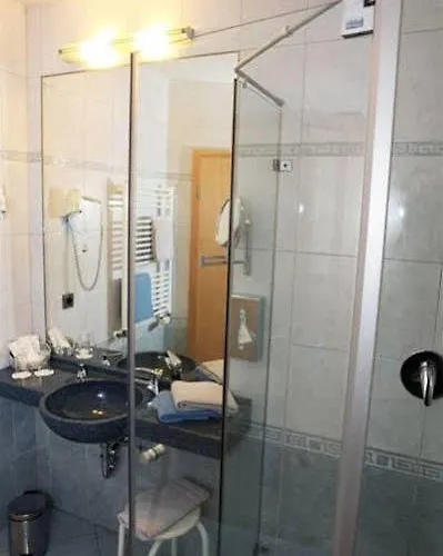 Atrium Garni 3*