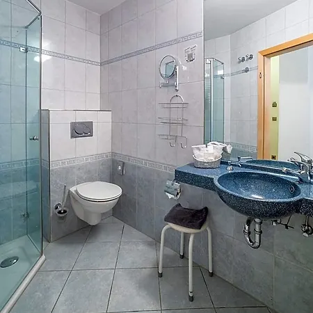 Atrium Garni Hotel 3*