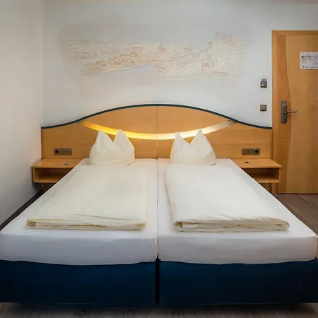 Atrium Garni Отель